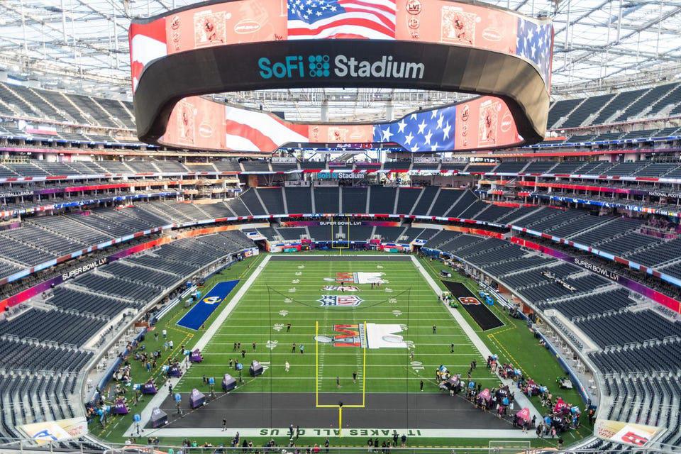 SUPER BOWL LV HAD SOME SHINING MOMENTS — FROM AN ADVERTISING PERSPECTIVE.  THE GAME, WELL, IT WAS OVER AT KICK-OFF. – Traction Factory